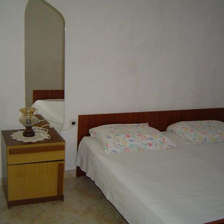 Apartmani Lukin 贝蒂纳 外观 照片